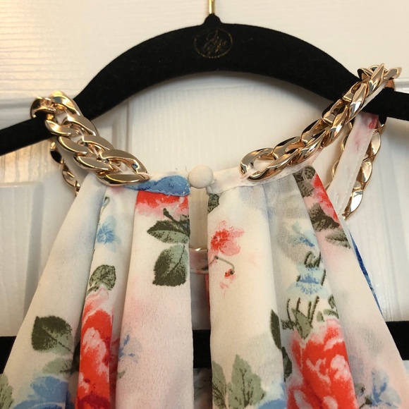 Floral Blouse - Picture 3 of 4